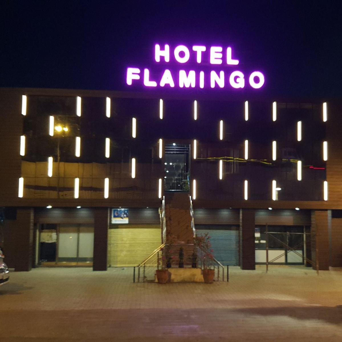 Hotel Flamingo Гандхідхам Екстер'єр фото